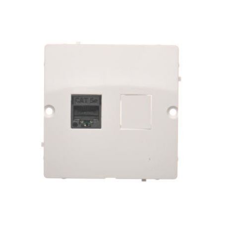 Simon Basic Gniazdo komputerowe RJ45 pojedyncze kategoria 5e . Montaż gniazda na wkręty do puszki biały BMF51.02/11 KONTAKT - przechwytywanie[141].jpg